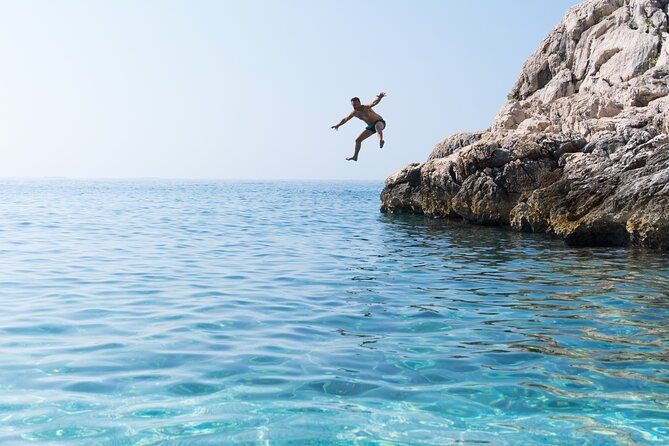 Private Speed Boat Tour to Blue Cave & Pakleni islands - Choosing your optional Vis stop