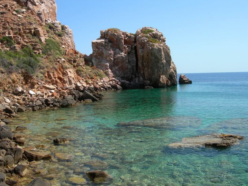 Private Speedboat Cruise to the South Coast of Sifnos Island - Faros, Fassolou, and Glyfo in one sweep