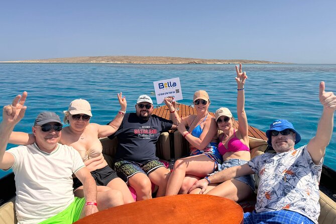 Private Speedboat swimming and Dolphin Watching in Hurghada - Snorkeling over Red Sea coral