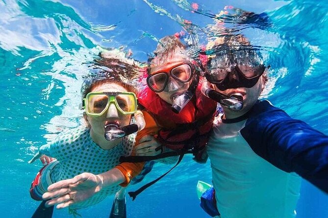 Private Speedboat to Abu Munkar Island and Snorkeling - Hurghada - Two hours on Abu Munkar Island