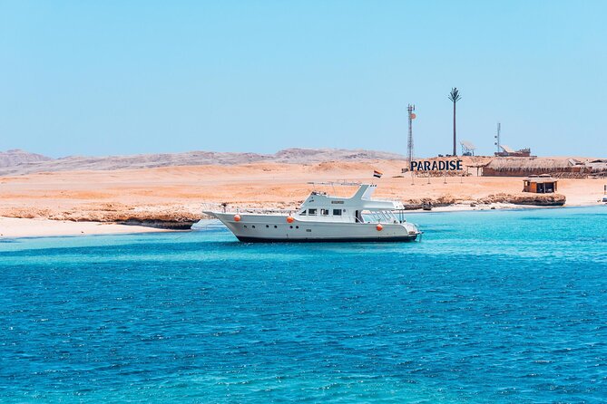 PRIVATE! Speedboat to Magawish Island from Hurghada - Beach time, shade, and the short island schedule