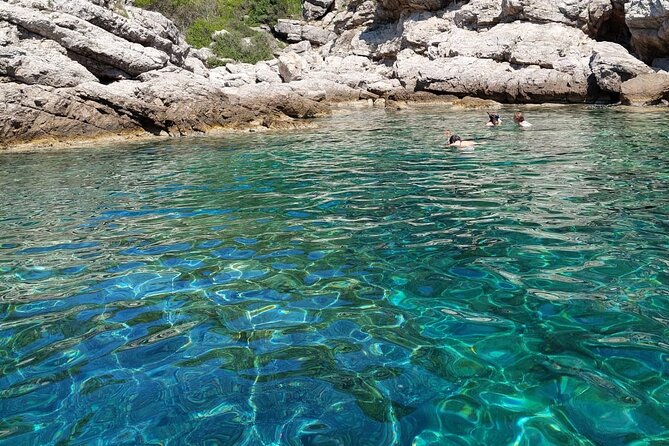 Private Speedboat Tour- Blue cave, sandy beaches and snorkelling - Lopud combines a village walk with island scenery