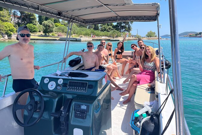 Private Speedboat Tour from Zadar: Scenic Bays & Island Villages - Kali for fishing culture and free time