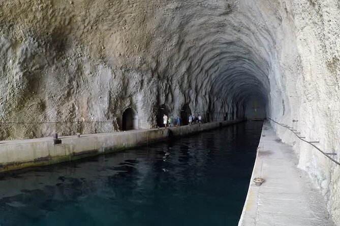 Private speedboat tour : Sakarun beach, Dugi otok, Golubinka Cave - Snorkeling by the sunken ship
