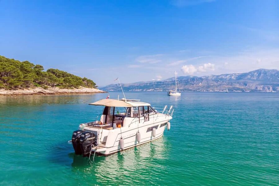 Private speedboat tours Sea Symphony - What kind of day Sea Symphony offers