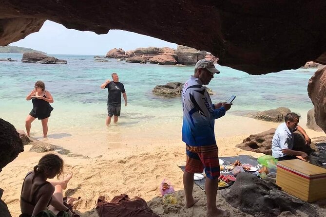 Private SpeedBoat Trip To 3 Islands In PQ With Cable Car (Option) - Gam Ghi Island and its coral areas