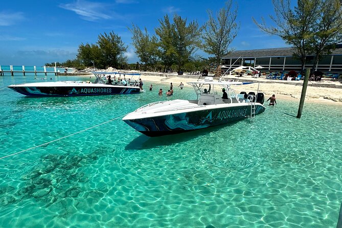Private Tour 45ft Powerboat to Nearby Islands - Timing, weather, and practical planning