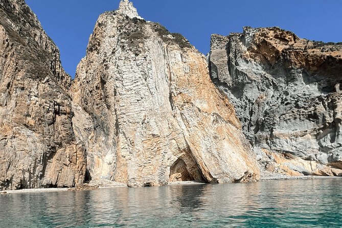 Private Tour Ischia Procida Capri Positano Amalfi by Speedboat - A boat day shaped by your skipper