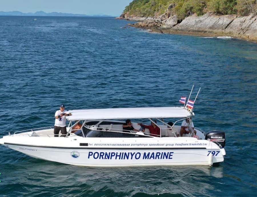 Private VIP Speed Boat Charter to Phi Phi Islands - Why a private speed boat changes the day