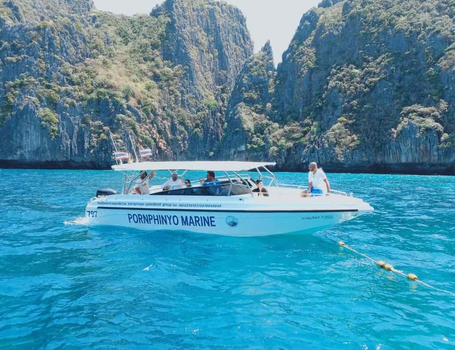 Private VIP Speed Boat Charter to Phi Phi Islands - Khai Nok Island for a quieter afternoon pause