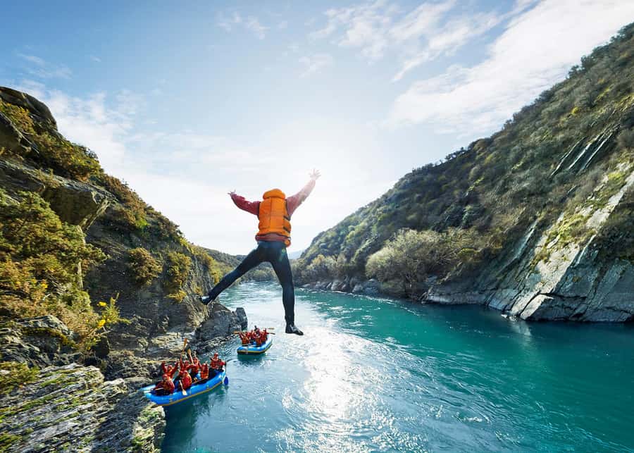 Queenstown: Kawarau River Rafting and Jet Boat Ride - From Queenstown to the Kawarau River