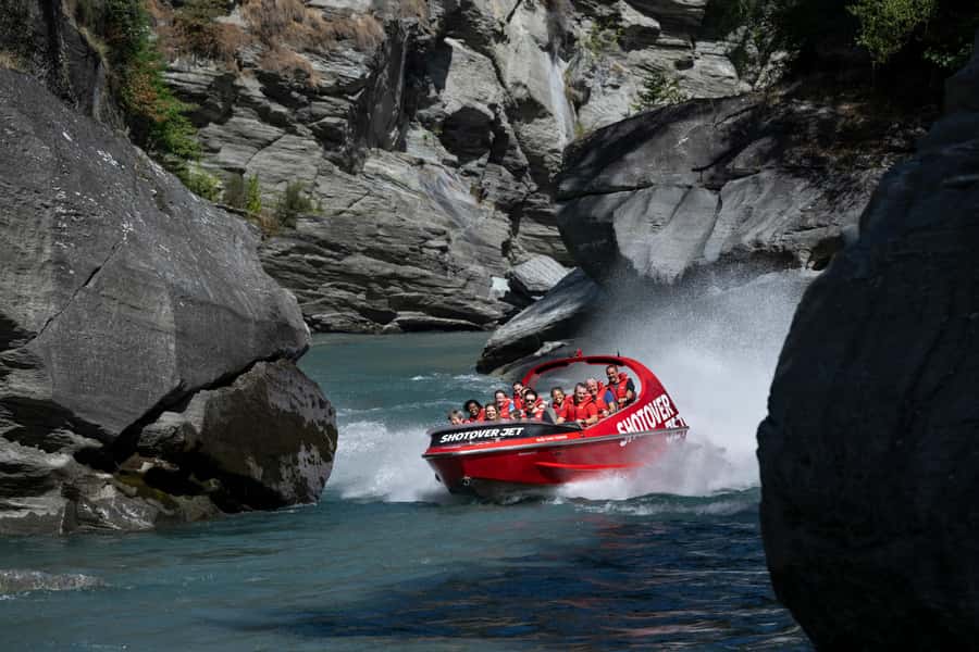 Queenstown: Shotover River Extreme Jet Boat Experience - Key things to know before you book