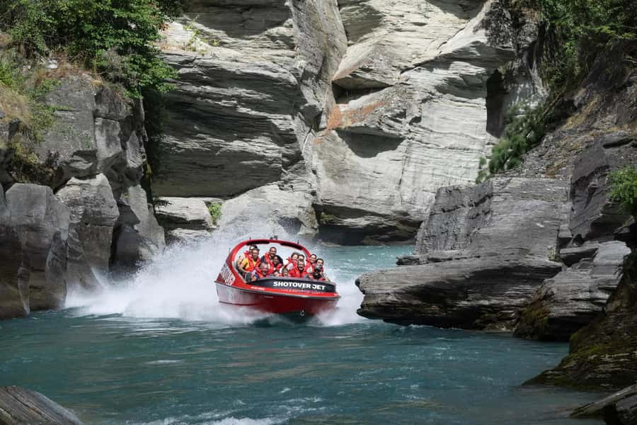 Queenstown: Shotover River Extreme Jet Boat Experience - The 25-minute ride, part by part