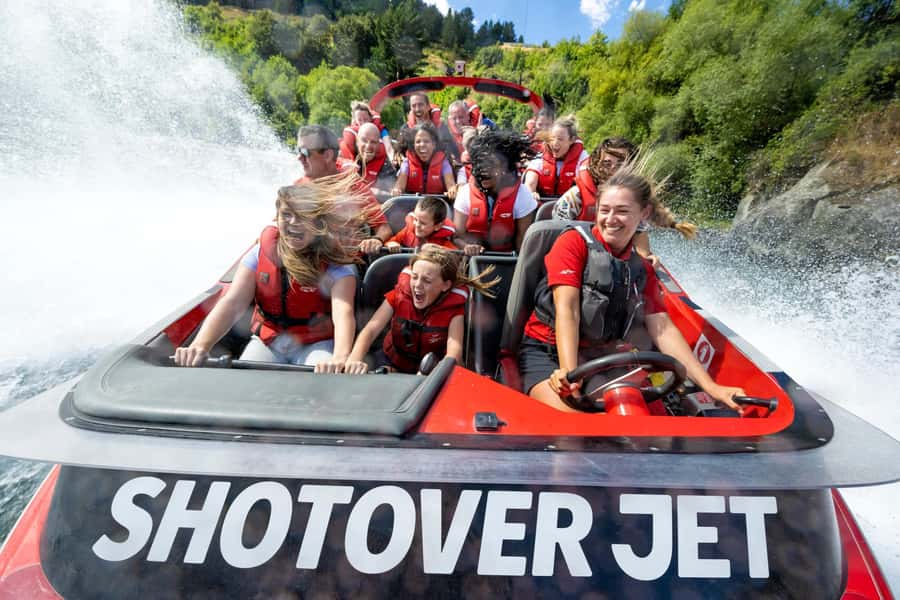 Queenstown: Shotover River Extreme Jet Boat Experience - The driving makes or breaks the ride