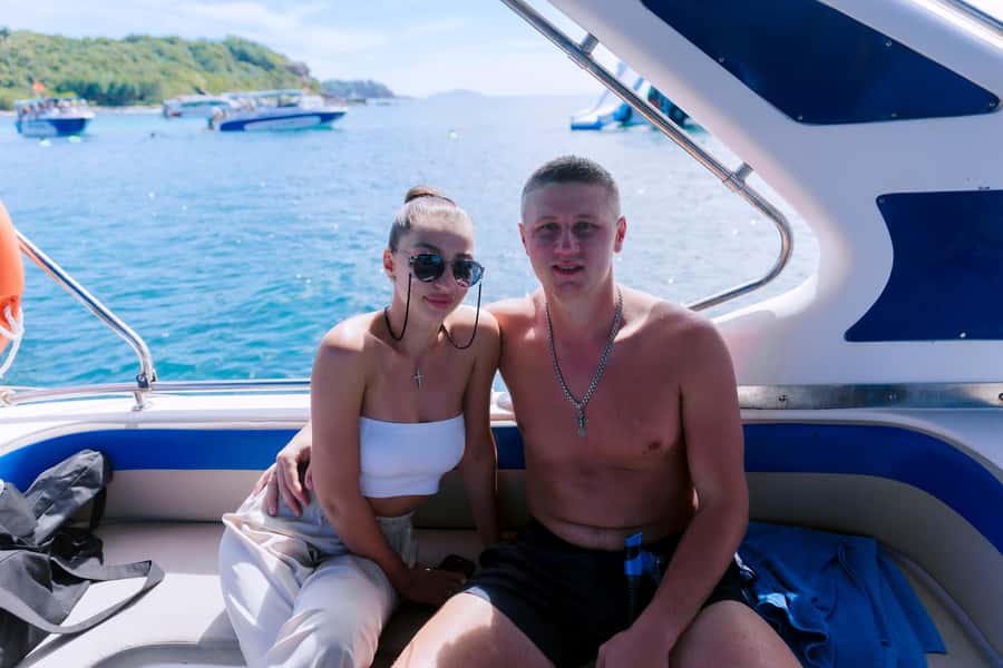 RedRiverTour - Discovery 3 Islets, Snorkeling By Speedboat - The guides: clear explanations and good humor