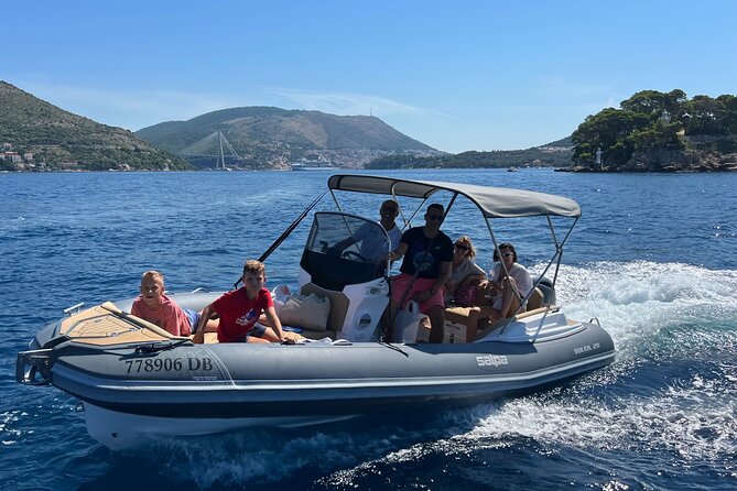 Rent a Rib - half day - without skipper - What the boat includes beyond the engine