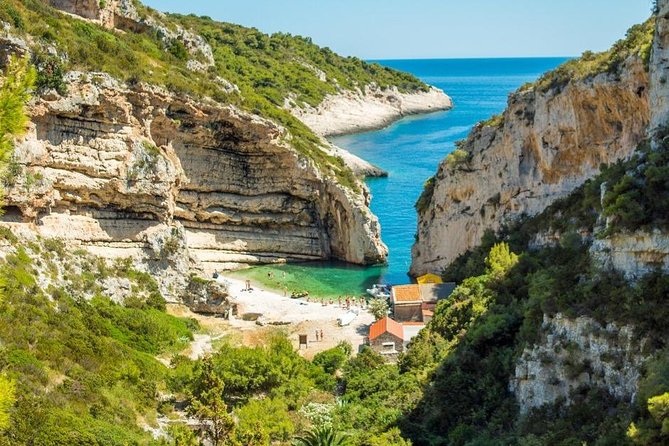 Rent a Speed Boat from Split – Discover Hidden Beaches & Islands - Extra costs for Fortica Fortress and the Blue Cave