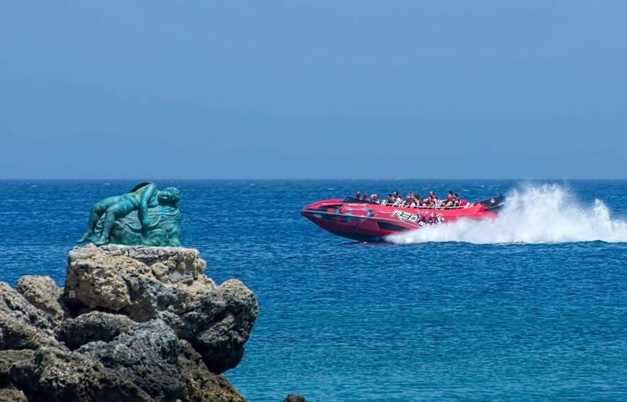 Rhodes: Beaches Trip by Jet Boat with Snorkeling and Drinks - Drinks, music, and the mood on deck
