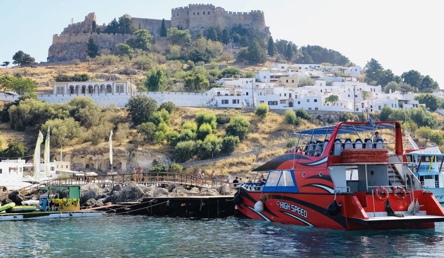 Rhodes: High Speed Boat Trip to Lindos - Four hours in Lindos: the best-value version