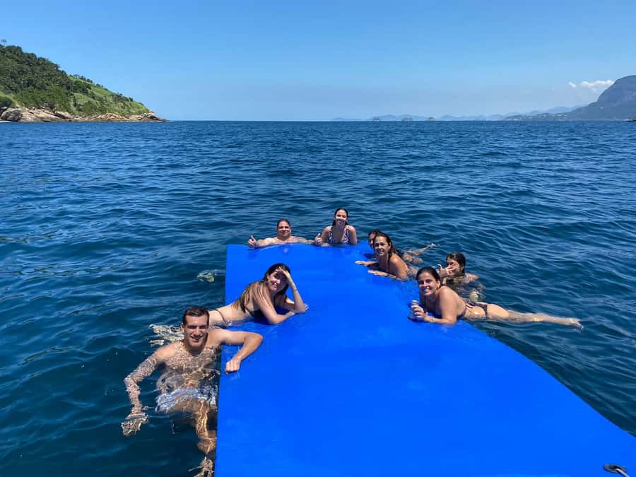 Rio de Janeiro: SpeedBoat Tour - Beach Tour with Beer - Cagarras Islands and time in the water