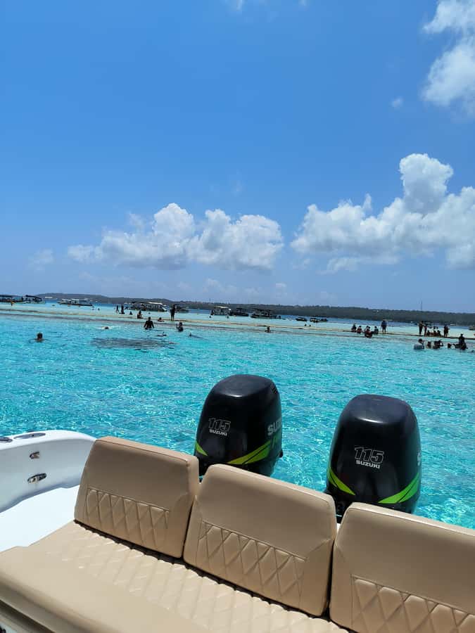 San Andres: Private San Andres Bay Tour by Luxury Speedboat - El Palito for shallow-water snorkeling