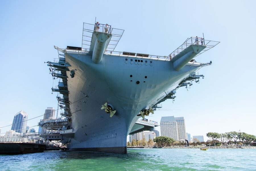 San Diego: Drive Your Own Speed Boat 2-Hour Tour - How fast and wet is the ride?