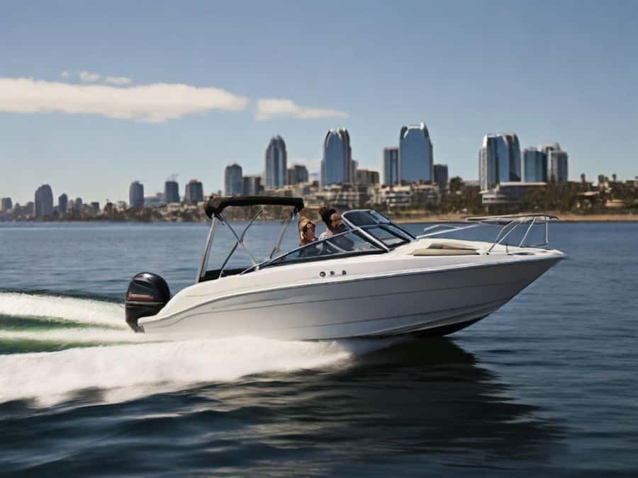 San Diego: Speed Boat Rental in San Diego Bay - What the marina briefing adds