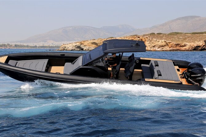 Santorini Caldera: Private Cruise with Speed Boat & Open Bar - Skaros Rock and the Old Port of Fira