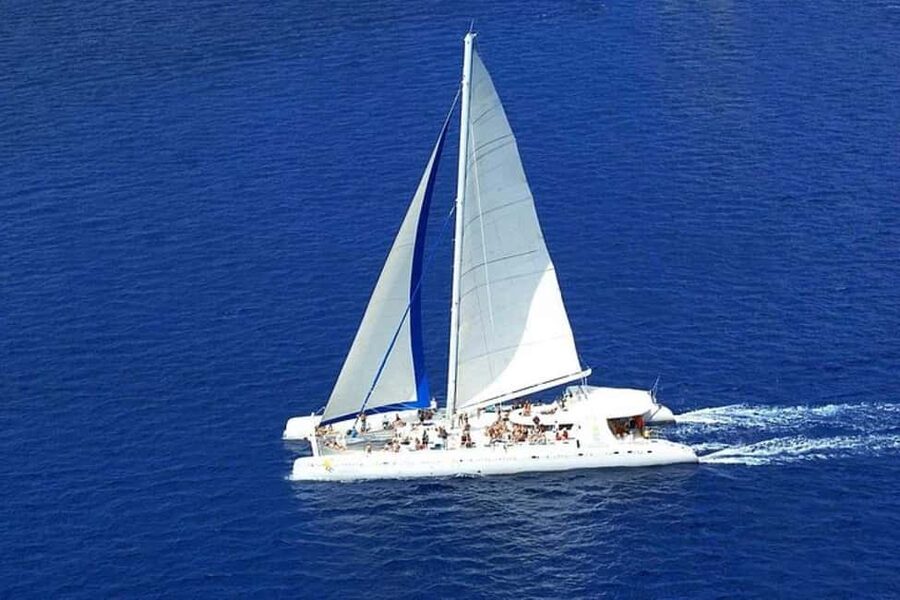 Saona Island: Catamaran/Speedboat Tour to a Dream Beach - The 105-minute catamaran ride along the coast