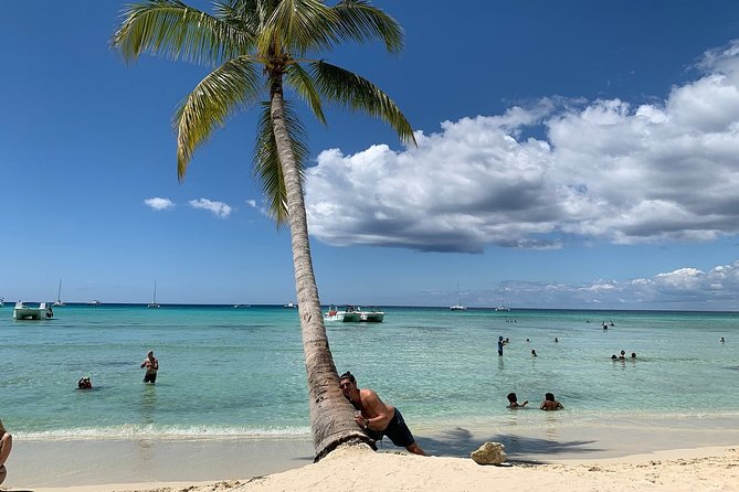 Saona Island Excursion by Catamaran and Speedboat (Full Day) - The best and weakest parts of the organization
