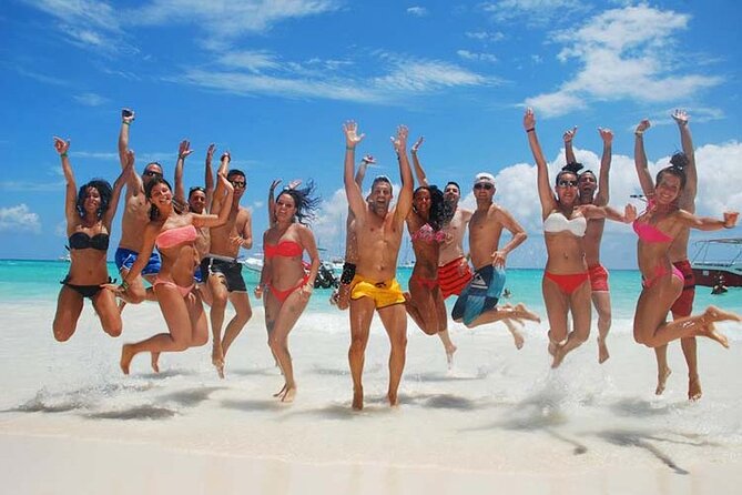 Saône Island in Catamaran and speedboat (blue lagoon) swimming pool. - Catamaran return with music and drinks