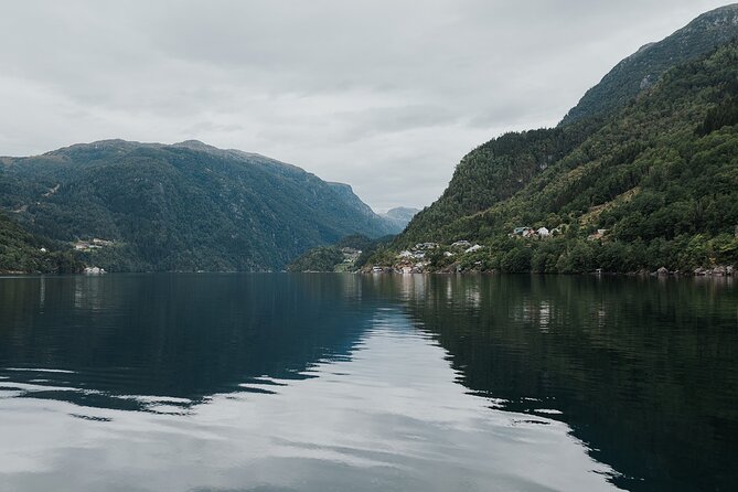 Scenic Hardangerfjord & Fyksesund RIB adventure from Norheimsund - Fyksesund brings the best scenery