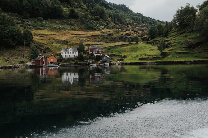 Scenic Hardangerfjord & Fyksesund RIB adventure from Norheimsund - What the boat ride feels like