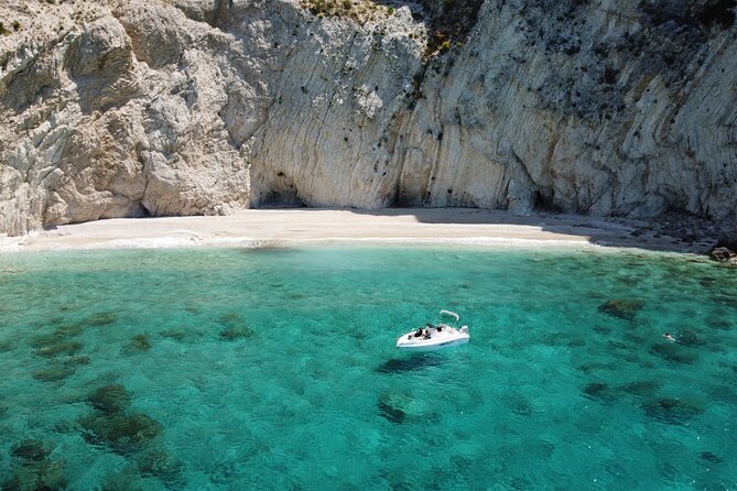 Sea Safari Speedboat Trip in Corfu. Island hopping Sea Tour - Diaplo Island and Sandy-Cliff Jumps