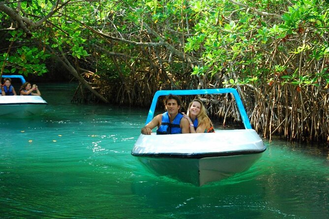 Shared Jungle Speed Boat Tour in Cancun - Speedboats and Mangroves at Nichupté Lagoon