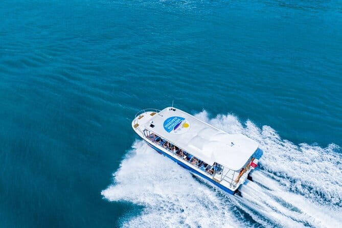 Singapore - Albatross Speedboat Adventures Cruising in Sentosa - Long Ya Men and the lost Dragon’s Tooth Gate