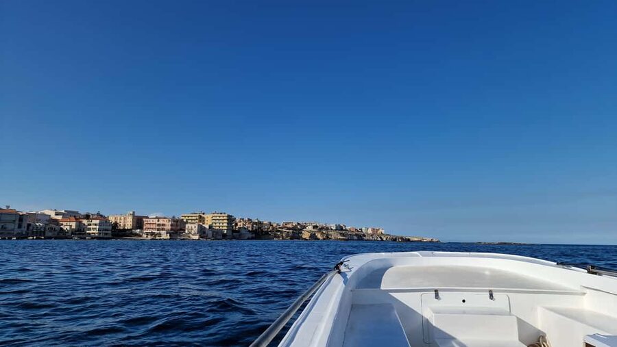 Siracusa: Ortigia & Sea Caves Speedboat Tour with Swim Stop - Who should book this experience