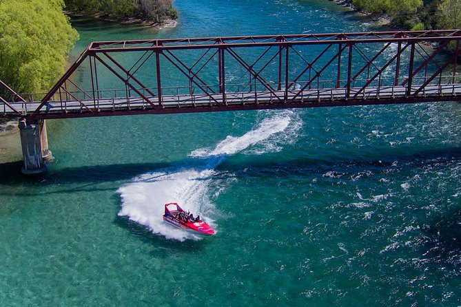 Small Group Jet Boat Adventure on the Clutha River from Wanaka - What happens during the 90-minute ride