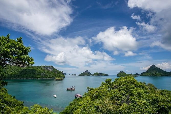 Snorkeling and Kayaking Tour at Angthong Marine Park by Speedboat from Koh Samui - Snorkeling near Wua Island