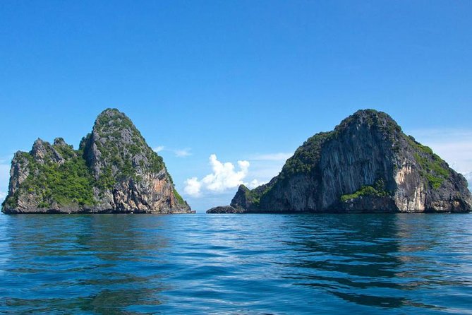 Snorkeling Tour to 4 Islands(Emerald Cave) From Koh Lanta by Speedboat - Koh Chueak and the limits of snorkeling conditions