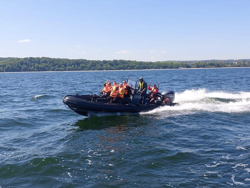Speed boat Half Hour trip in Sopot. Speed up to 100 km/h - Should you book the Sopot speedboat?