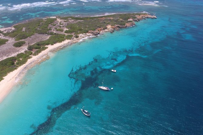 Speed Boat & Snorkeling Tour Pinel & Tintamarre Islands for CRUISE SHIP GUESTS - Starting at Bobby’s Marina in Philipsburg