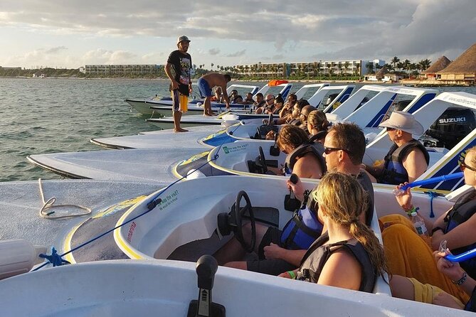 Speedboat Adventure and Snorkeling in Cancun - Group size, language, and family suitability