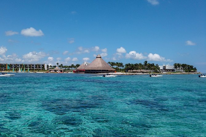 Speedboat and snorkel tour: Single Passenger Boat - Driving a single-passenger speedboat from Cancun
