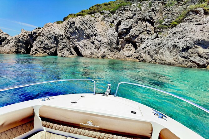 Speedboat Atlantic Marine 750, 4 or 8 hours - A day shaped around your group