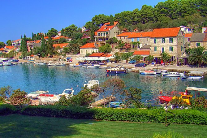 Speedboat Blue Lagoon & 3 Islands tour from Trogir - What the small group changes