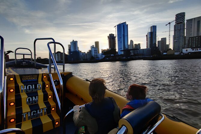 Speedboat Cruise Tour: Embankment OR Westminster Pier -70 minutes - The guides, music, and tone of the ride
