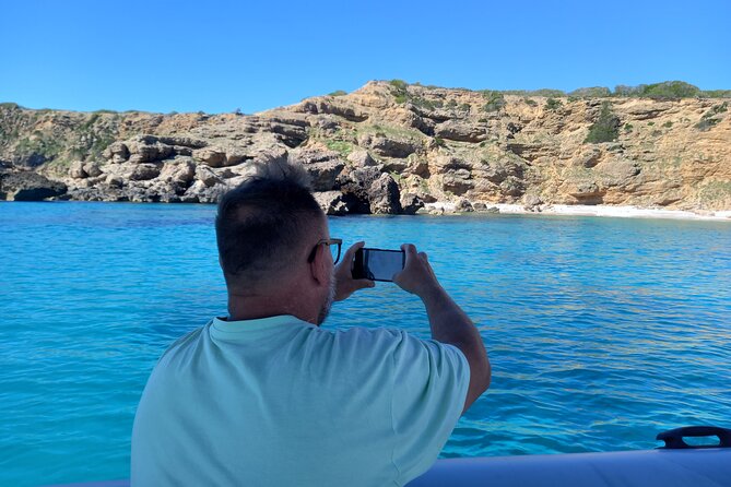 Speedboat excursion through the coves of northern Menorca - Savinar de Mongofre: The Quietest Coves on the Route