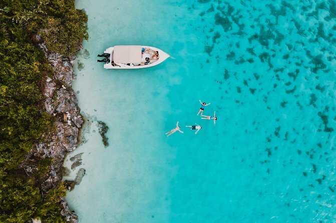 Speedboat Ile aux Cerfs + GRSE Waterfall, BBQ and Bar - BBQ lunch and the confusing drinks detail
