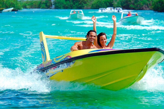 SpeedBoat Jungle Tour + Snorkel Experience in Cancun - Driving your own speedboat through Laguna Nichupté